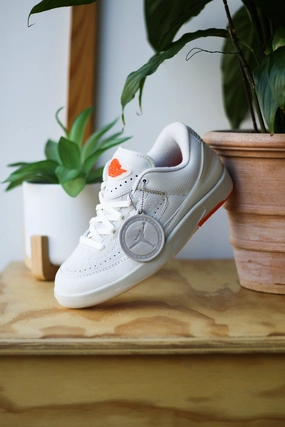 AIR JORDAN 2 RETRO LOW SP SHELFLIFE