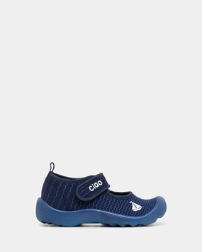 Beach Sails Navy/White