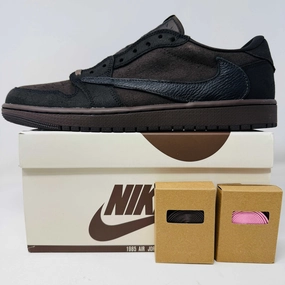 Jordan 1 Retro Low OG SP Travis Scott Velvet Brown