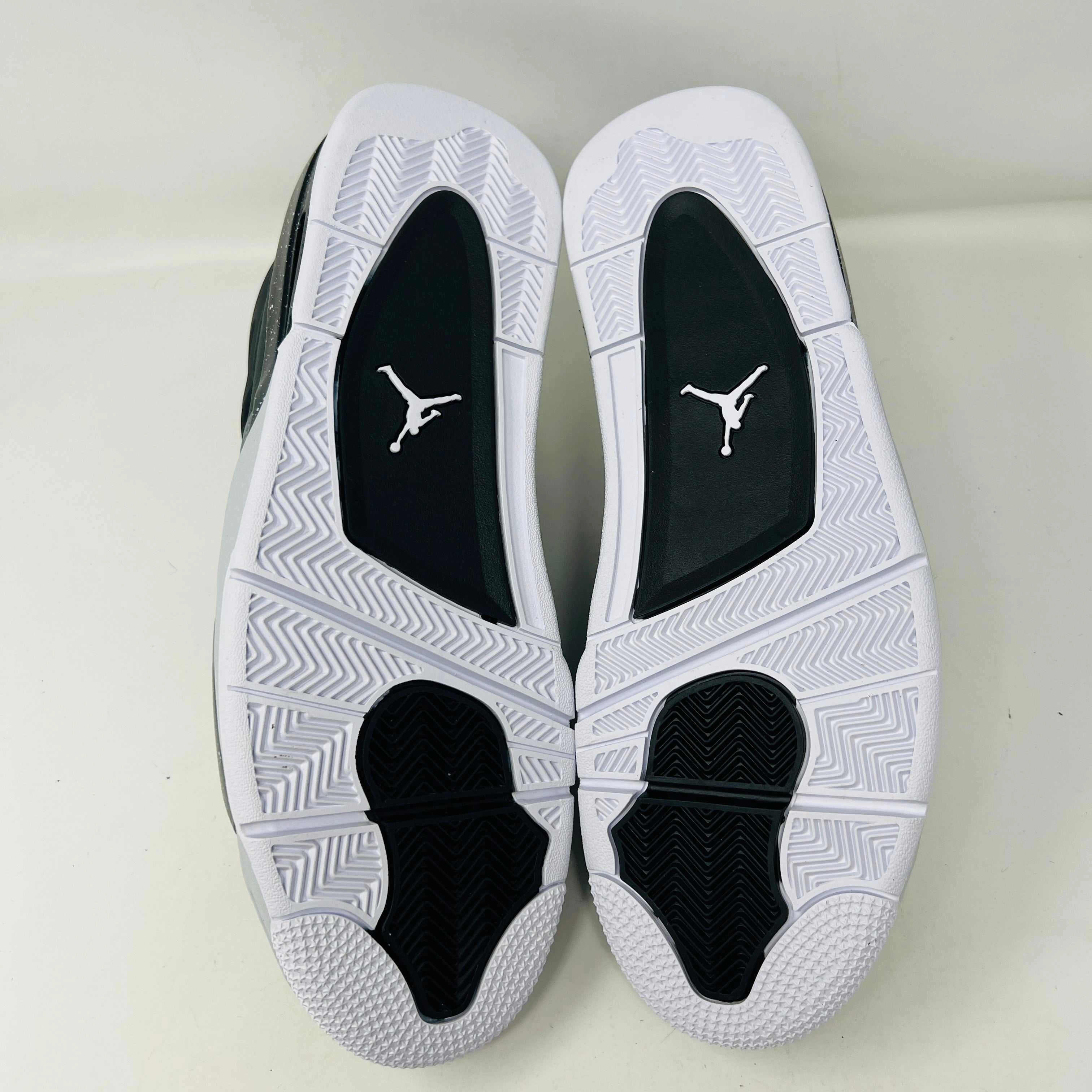 Jordan 4 Retro Fear (2024)