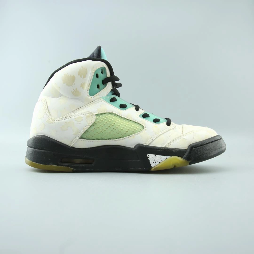 JORDAN RETRO 5