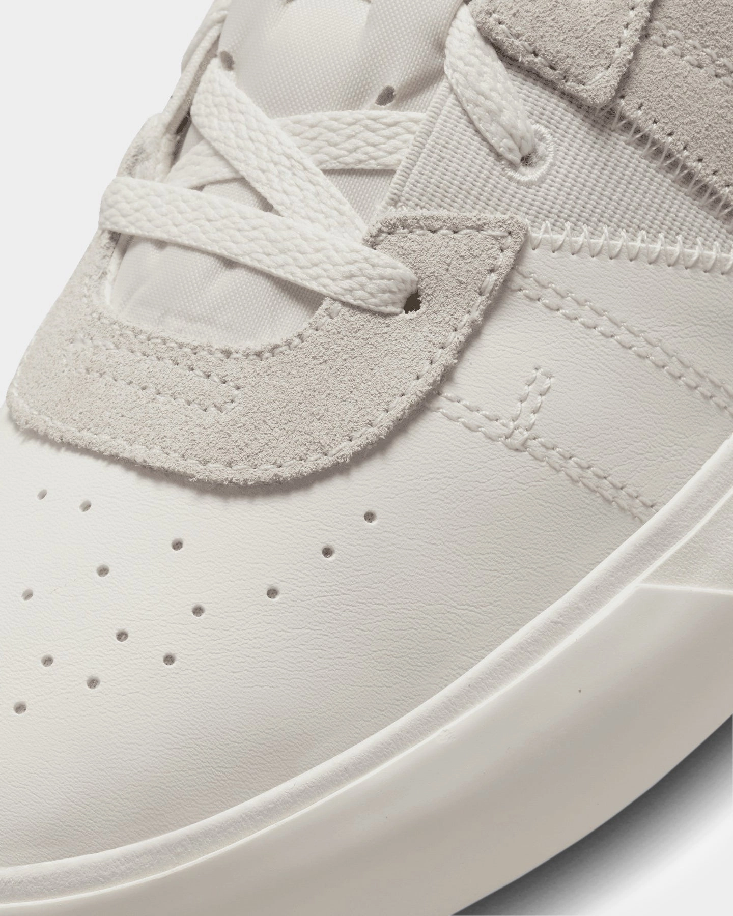 Jordan Series Mid Sail/Black-White