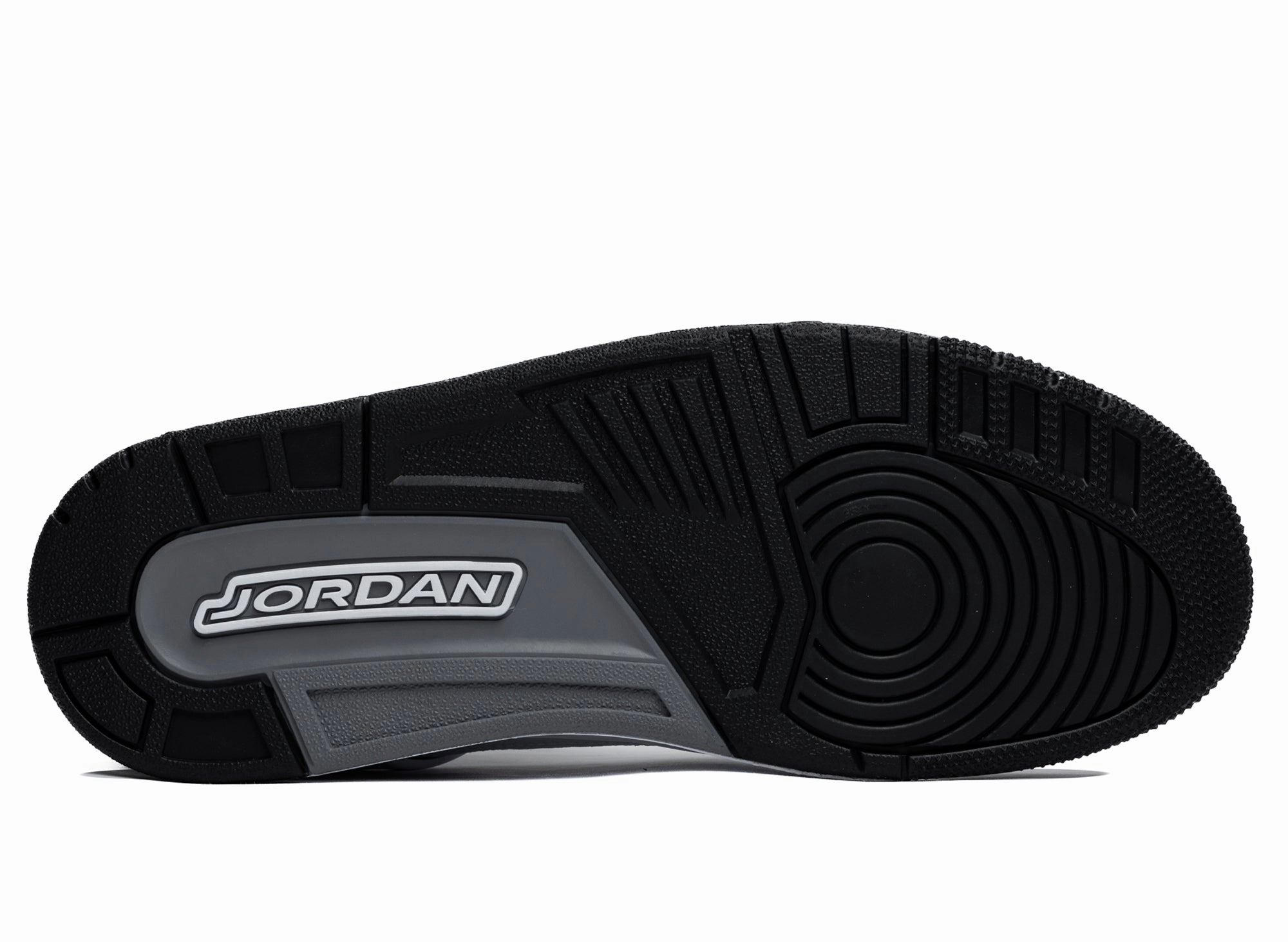 Jordan Spizike Low