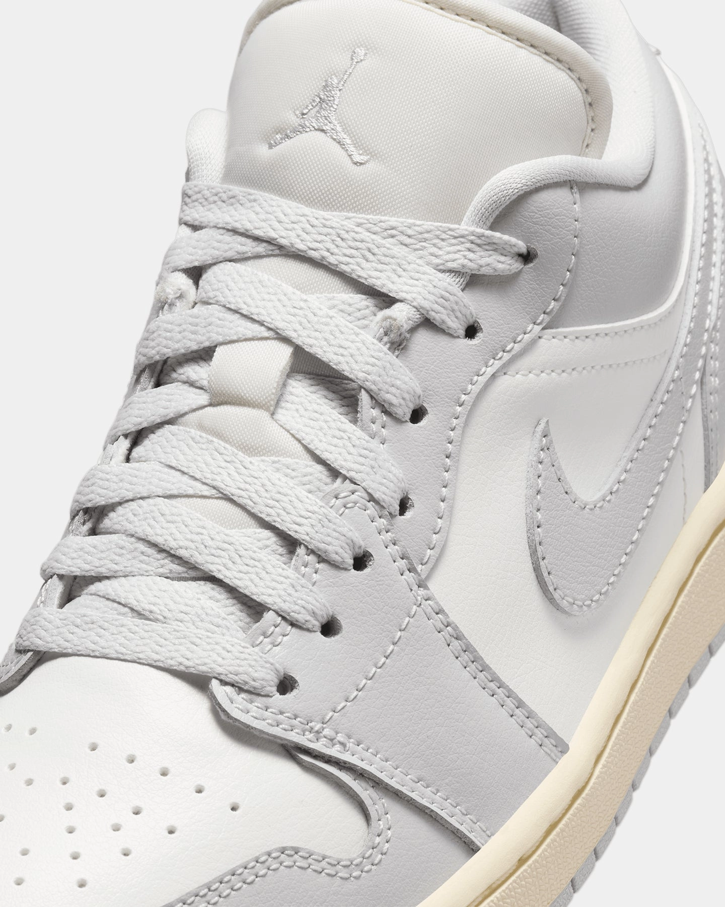 Jordan Women's Air Jordan 1 Low Light Grey Sail/Natural Grey