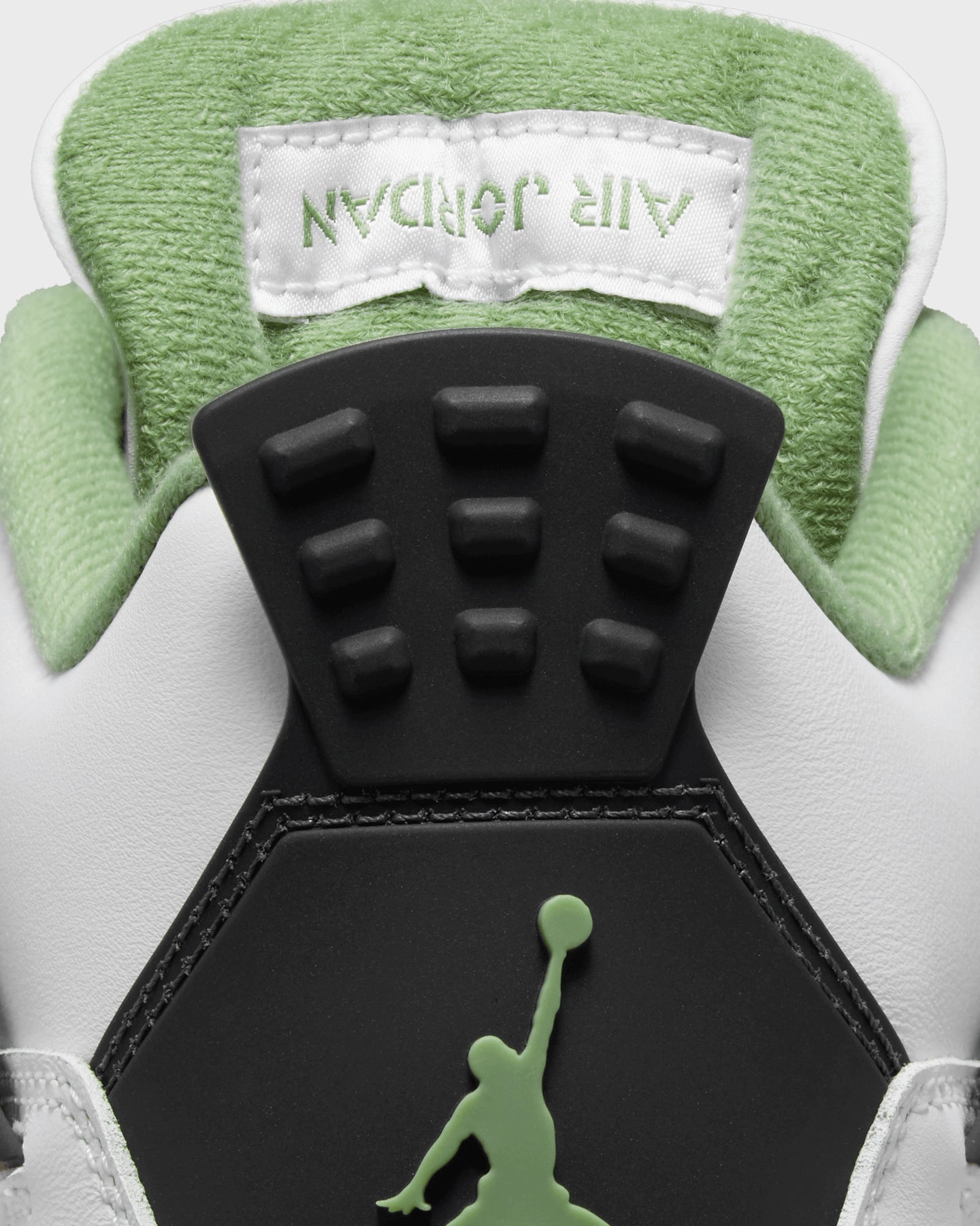 Jordan Women's Air Jordan 4 Retro Seafoam White/Oil Green