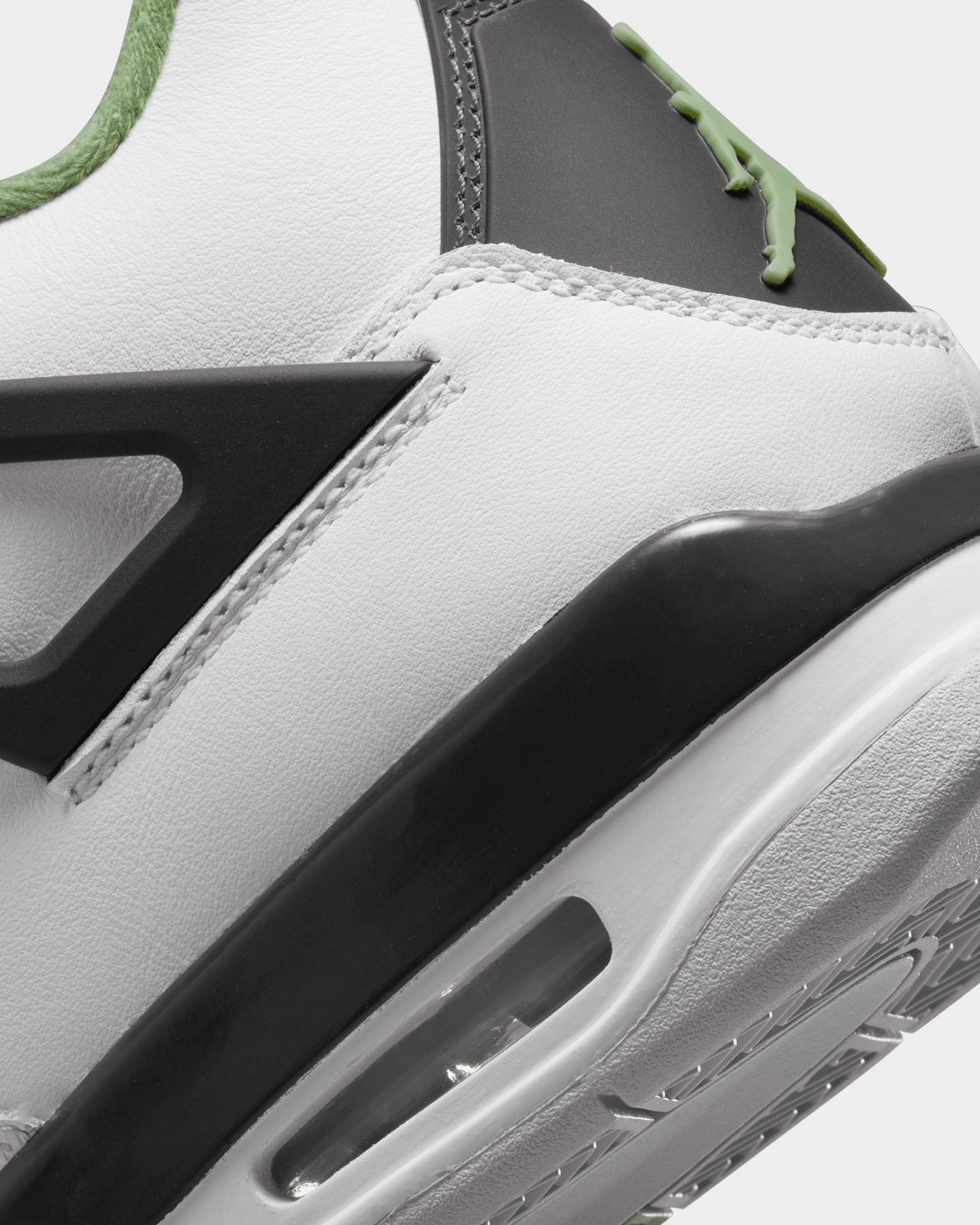 Jordan Women's Air Jordan 4 Retro Seafoam White/Oil Green