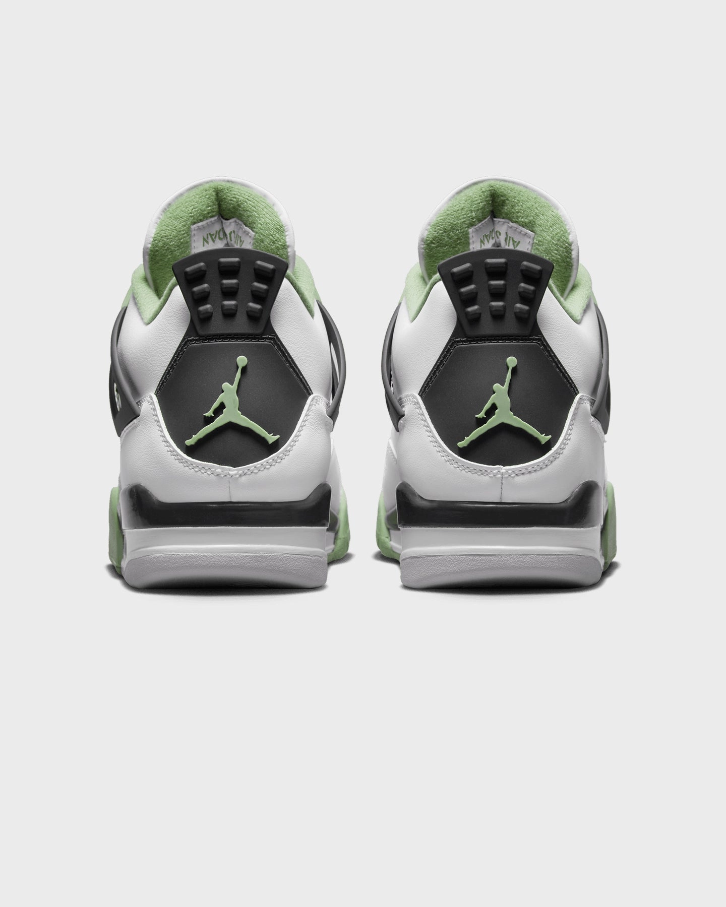 Jordan Women's Air Jordan 4 Retro Seafoam White/Oil Green