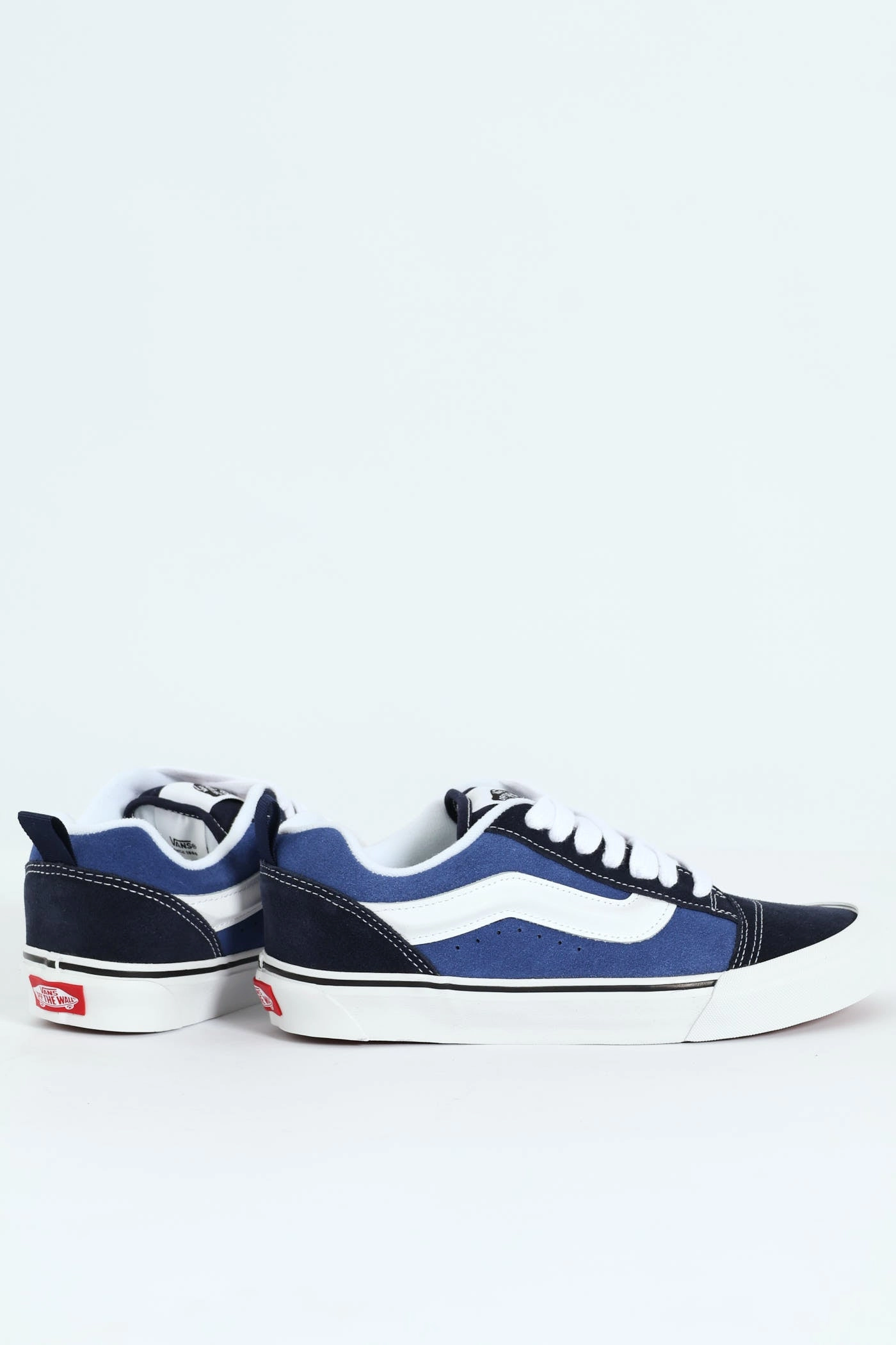 Knu Skool Chunky Lace Up Sneaker - Navy/White