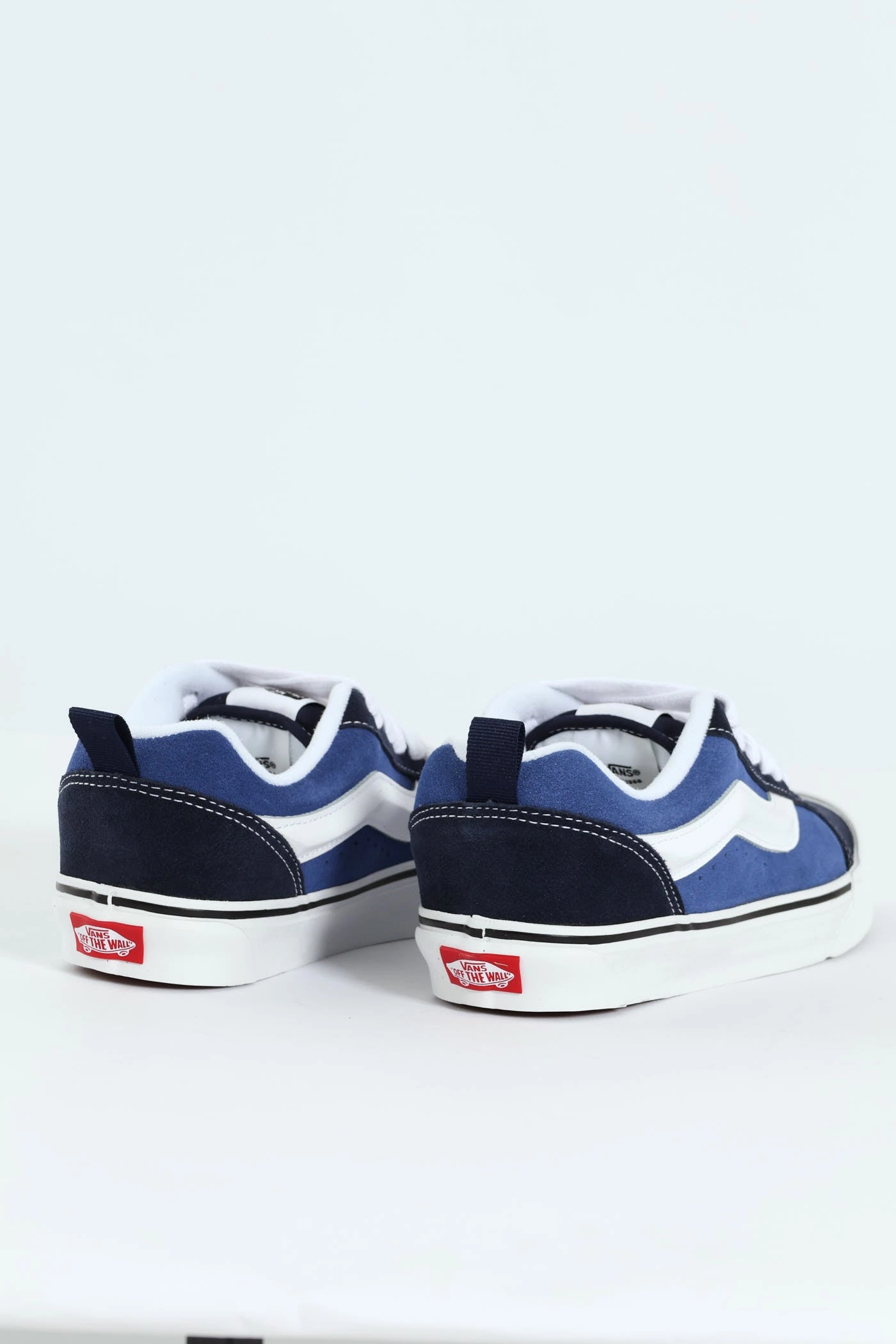 Knu Skool Chunky Lace Up Sneaker - Navy/White