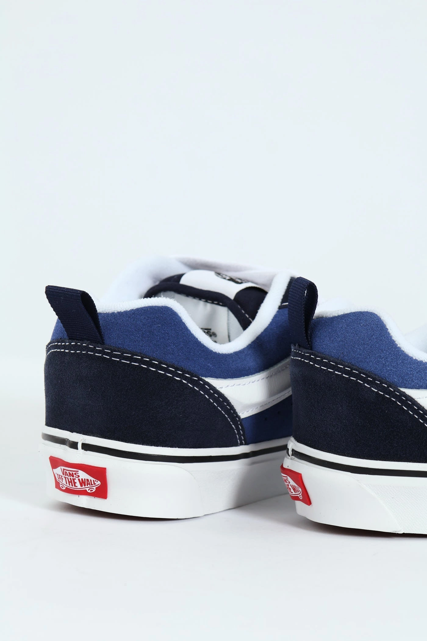 Knu Skool Chunky Lace Up Sneaker - Navy/White