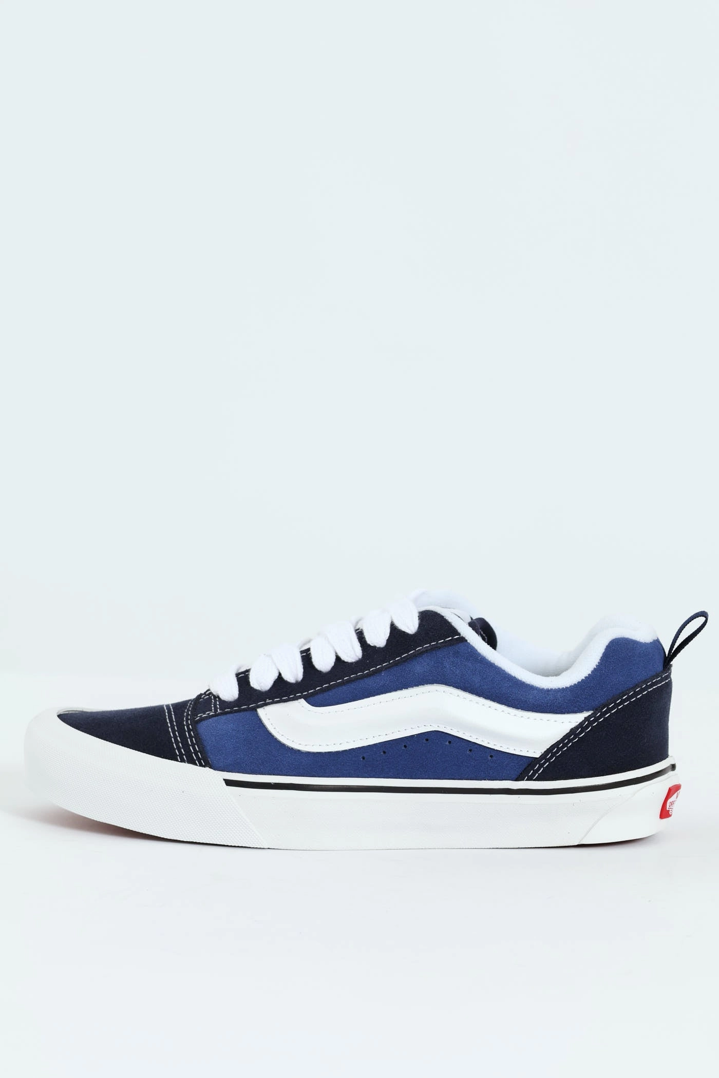 Knu Skool Chunky Lace Up Sneaker - Navy/White