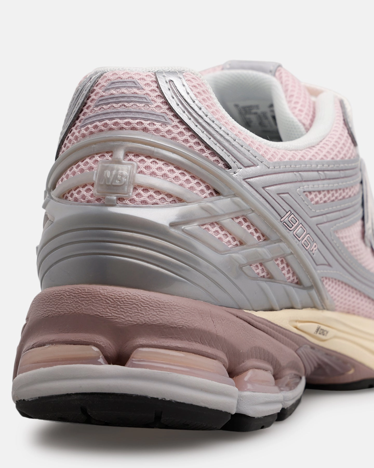 New Balance 1906R Rose