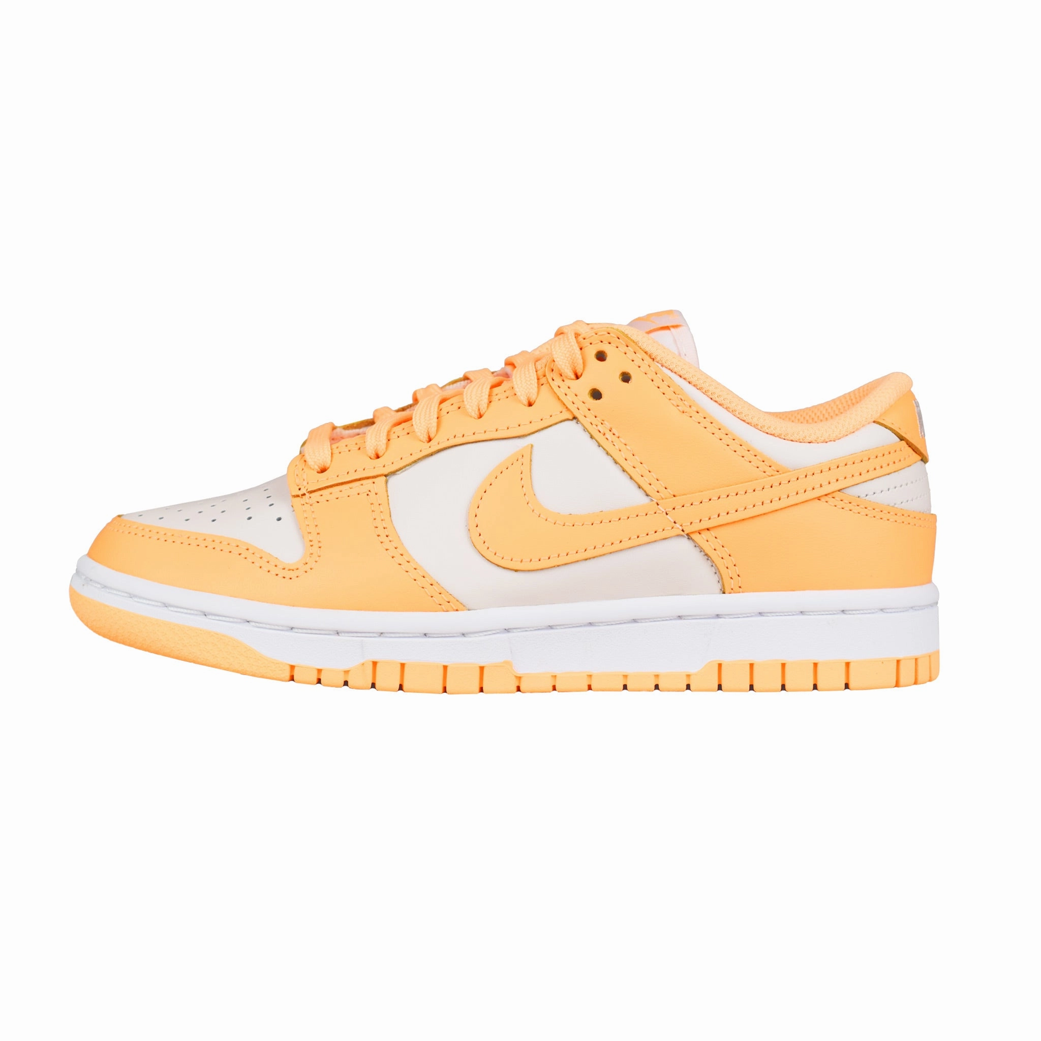 Nike Dunk Low - Peach Cream
