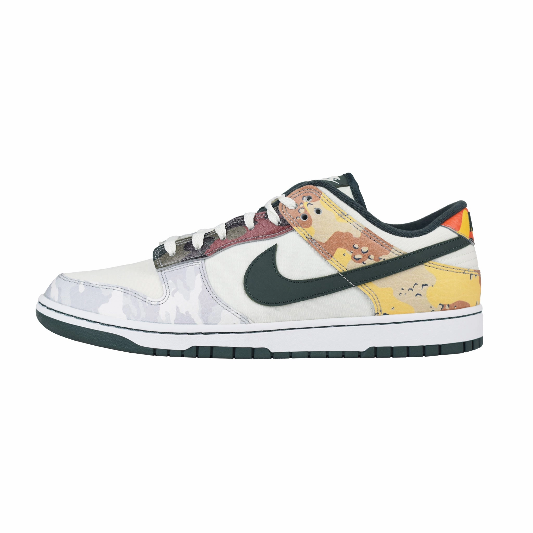 Nike Dunk SE Low - Sail Multi-Camo