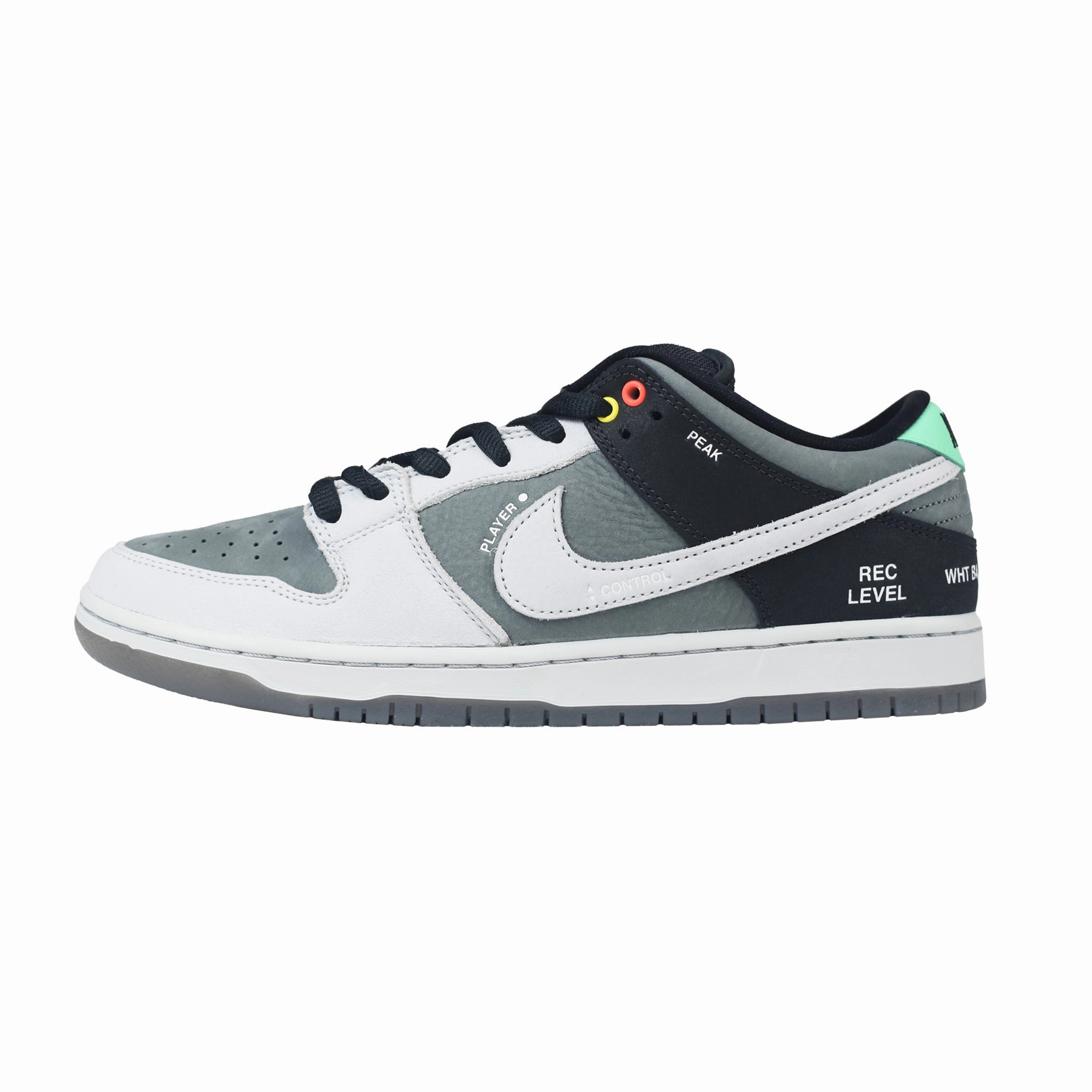 Nike SB Dunk Low - VX1000