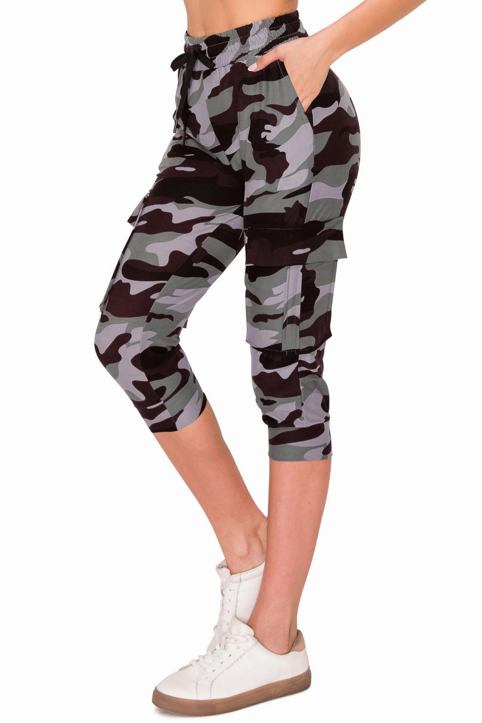 Print Design Capri Cargo Joggers