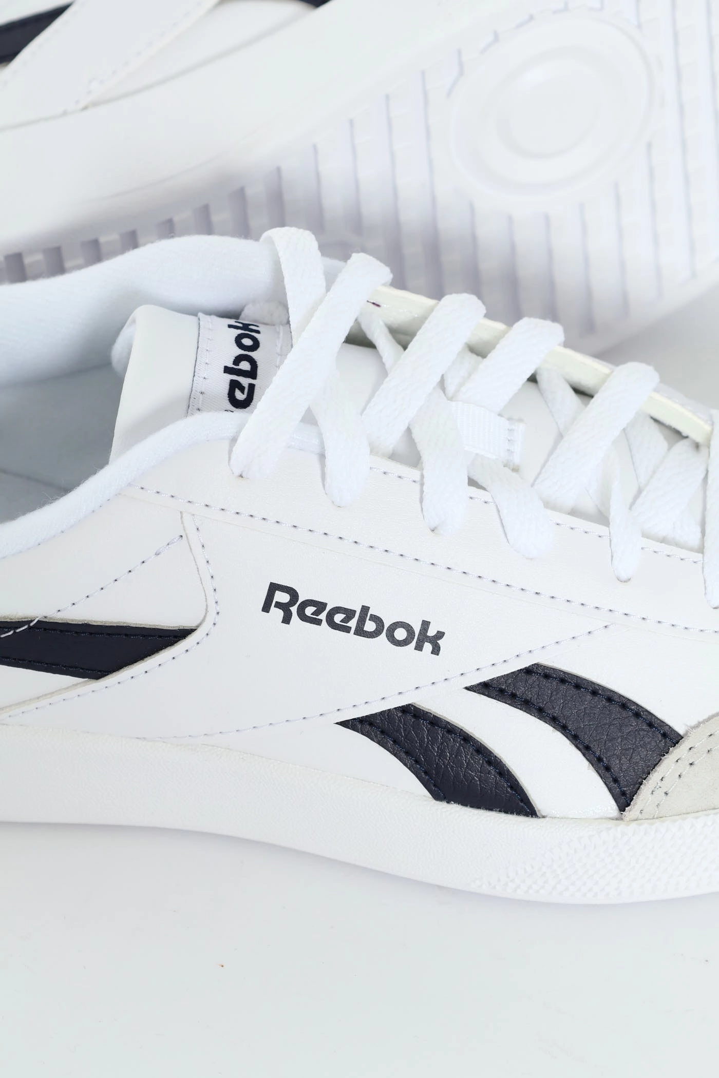 Smash Edge Sneaker - White/Navy