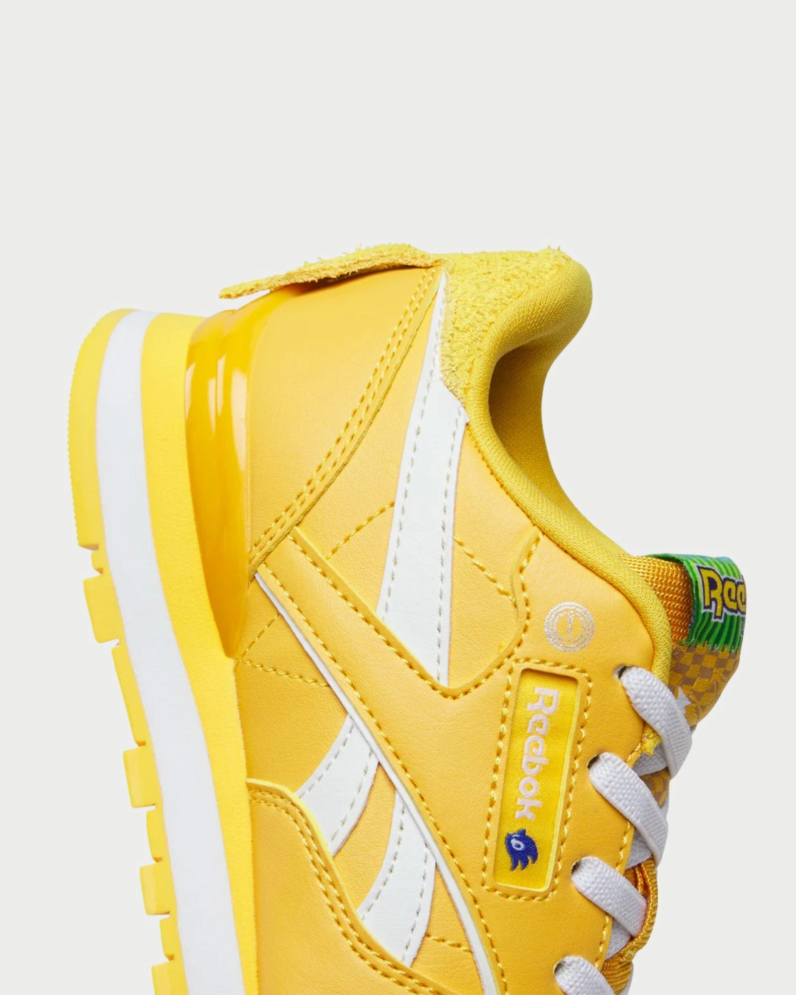 Sonic The Hedgehog Classic Leather Step N Flash