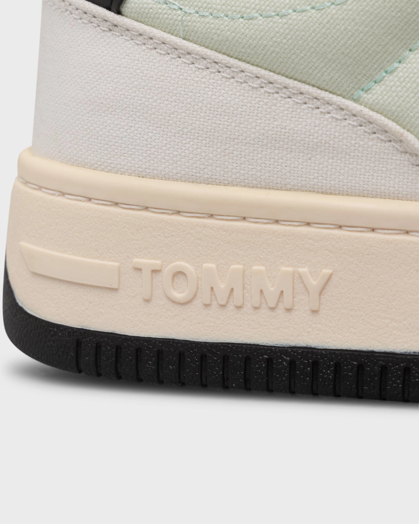 Tommy Jeans Basketball Canvas Mixed Texture Trainers Ivory
