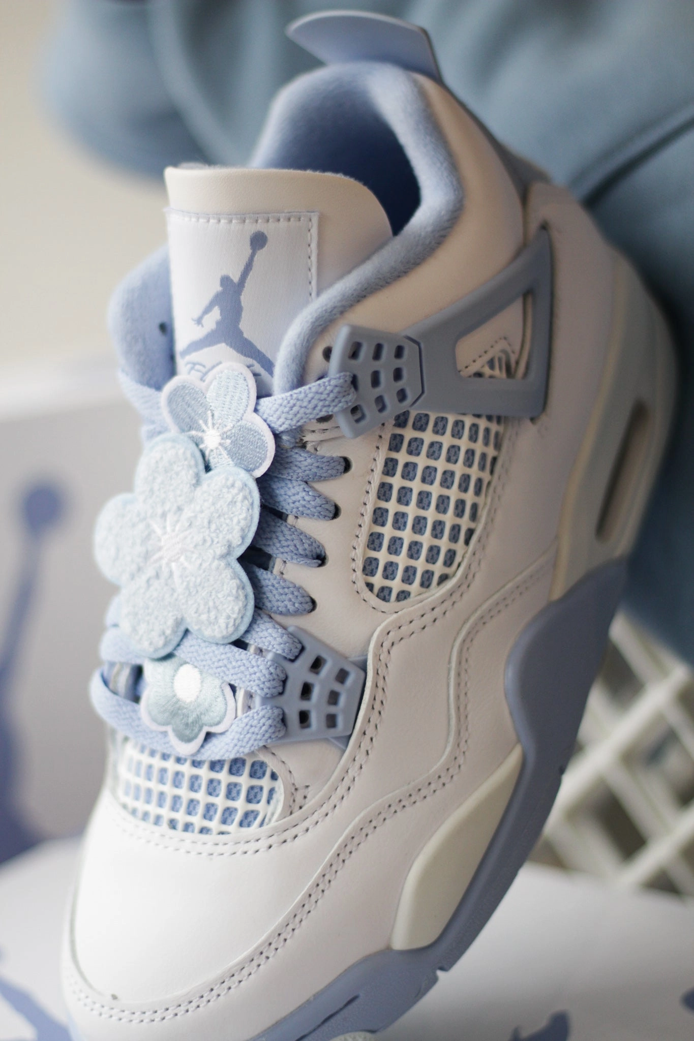 W AIR JORDAN 4 RETRO WHITE/ALUMINUM-BLUE TINT-OIL GREEN